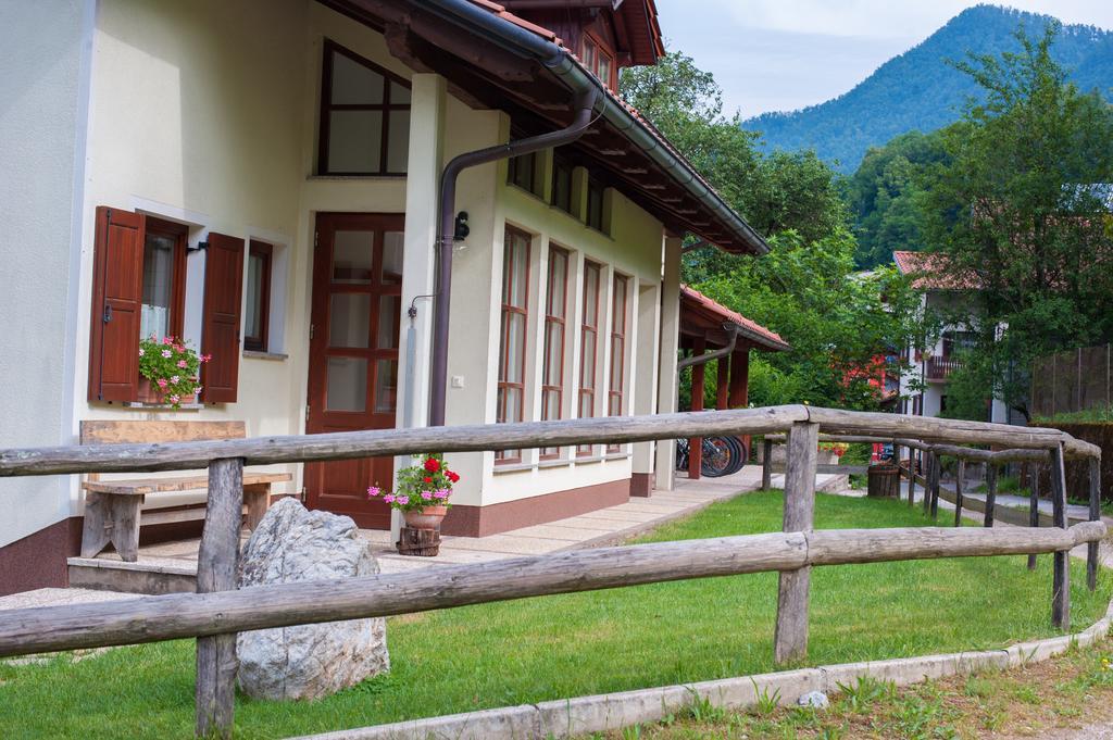 Tourist Farm Pri Kafolu Vila Tolmin Quarto foto