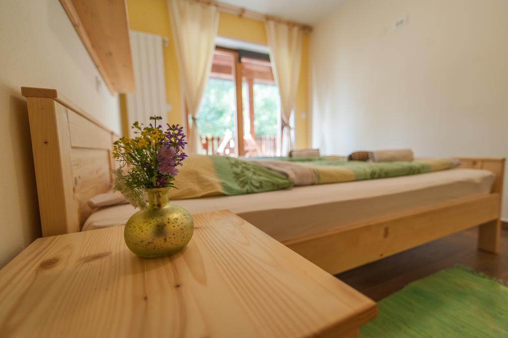 Tourist Farm Pri Kafolu Vila Tolmin Quarto foto